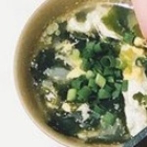 わかめと卵の中華スープ